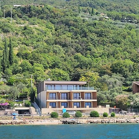 Attilio High Living Suites - Adults Only トッリ・デル・ベーナコ エクステリア 写真