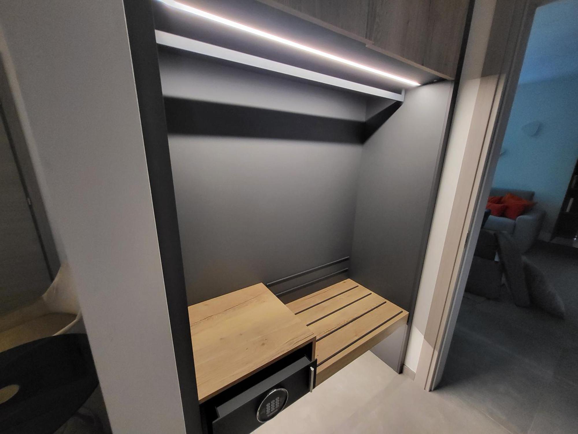 Attilio High Living Suites - Adults Only トッリ・デル・ベーナコ 部屋 写真